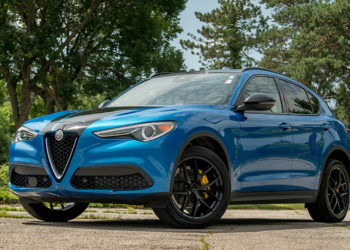 Blackout Package on a 2018 Alfa Romeo Stelvio