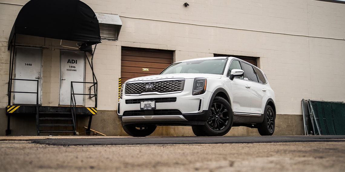 2019 Kia Telluride Blackout Build angle 2