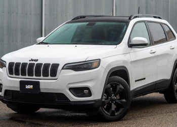 2020 Jeep Cherokee Roof Wrap Hero