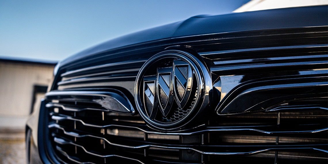 2020 Buick Encore GX Blackout Build Front Emblem