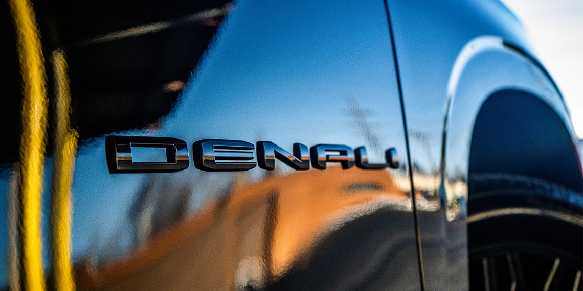 2021 GMC Yukon Denali Blackout Build Painted Denali Badges