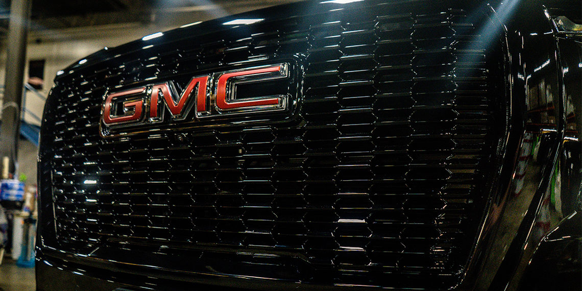 2021 GMC Yukon Denali Blackout Build Painted Grille
