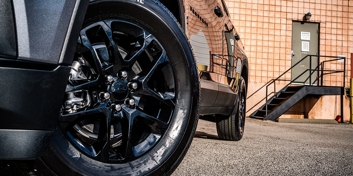 2021 Chevrolet Travers LT Blackout Build Powder Coat Wheels