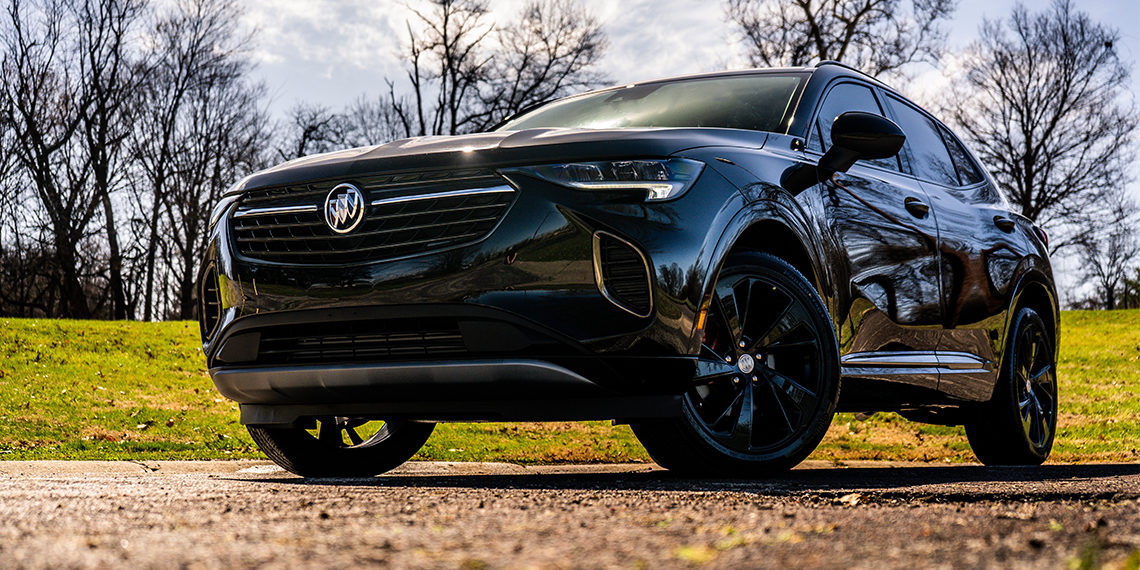 2021 Buick Envision Essence with Painted Brake Calipers 2
