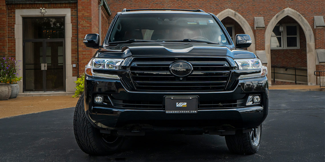 2019 Toyota Land Cruiser Blackout Build Custom Painted Grille and Badge