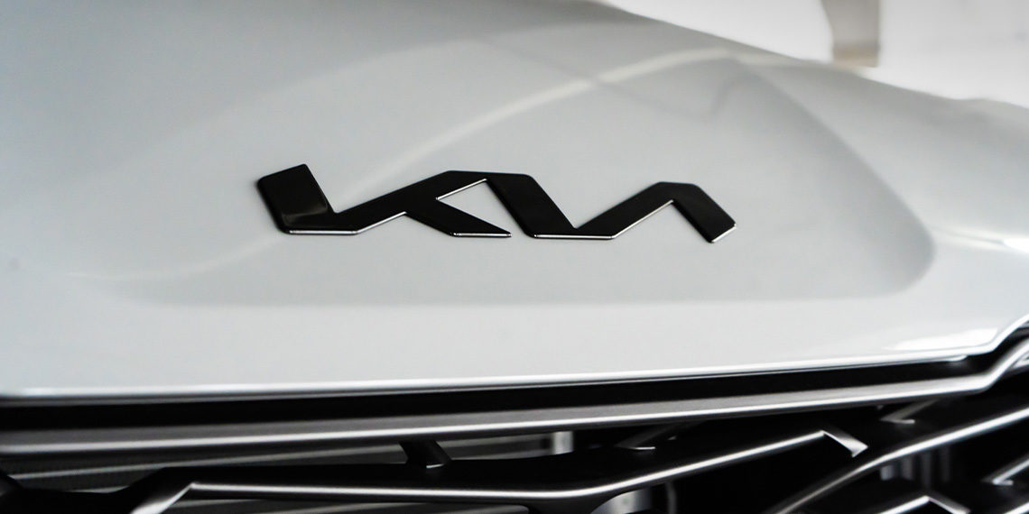 2021 Wolf Gray Kia K5 – Blackout Build