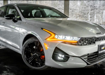 2021 Wolf Gray Kia K5 – Blackout Build