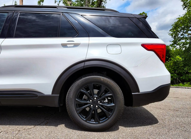 2022 Ford Explorer – Custom Two-Tone Blackout Wrap – VIP Auto ...