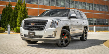 2019 Cadillac Escalade – Creating A Classy Chrome Delete Build
