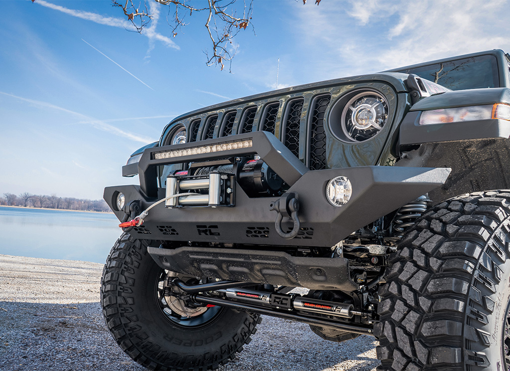 Jeep Gladiator Rough Country front bumper guard
