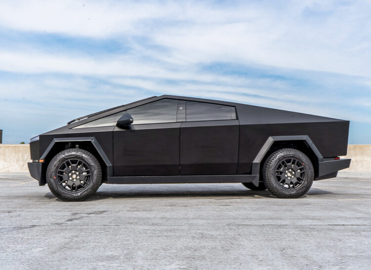 Blackout Tesla Cybertruck The Ultimate Chrome Delete – VIP Auto ...