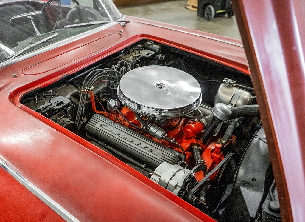 Original 1962 C1 Corvette engine.