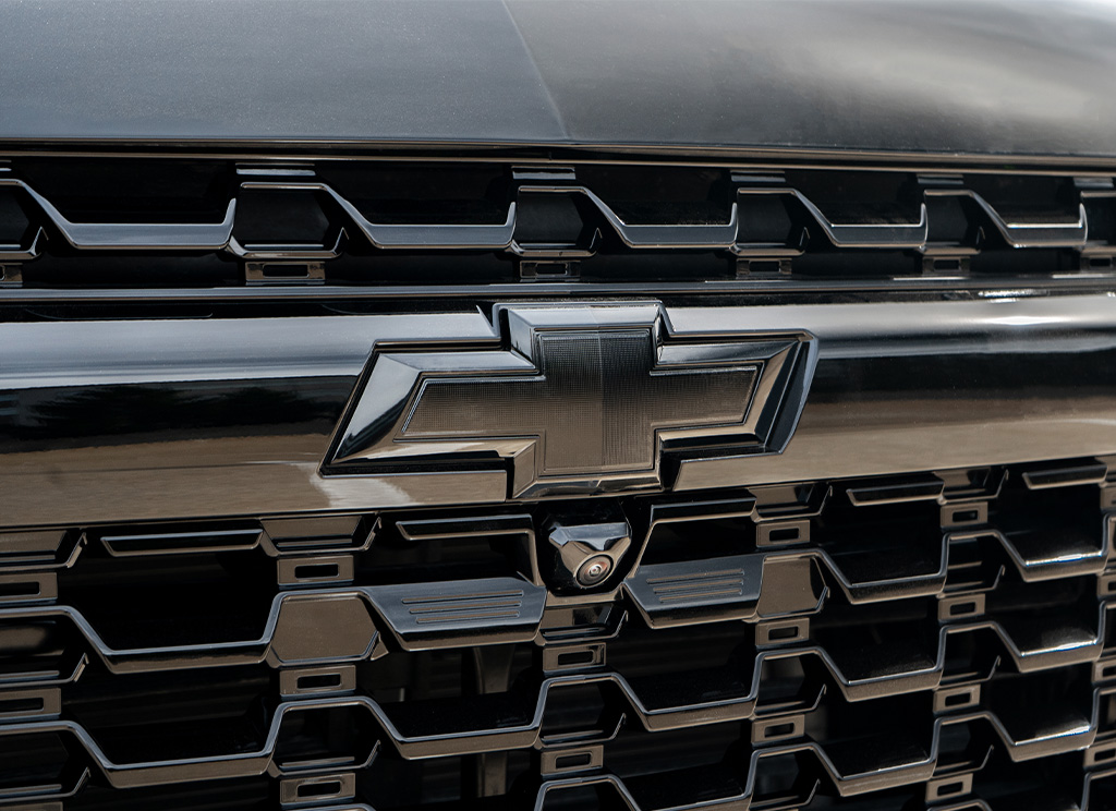 Blackout Chevy bowtie emblem without any chrome.