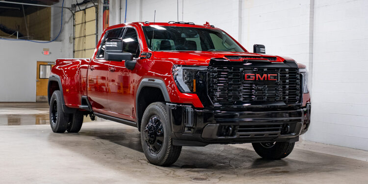 Chrome Delete 2025 GMC Sierra HD Denali with black trim.