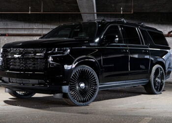 2024 Chevy Suburban with blackout chrome delete trim.