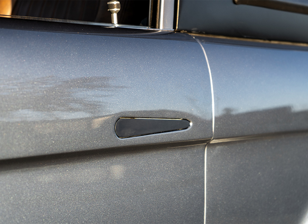 1971 Ford Bronco - flush stainless electronic door handles modification.